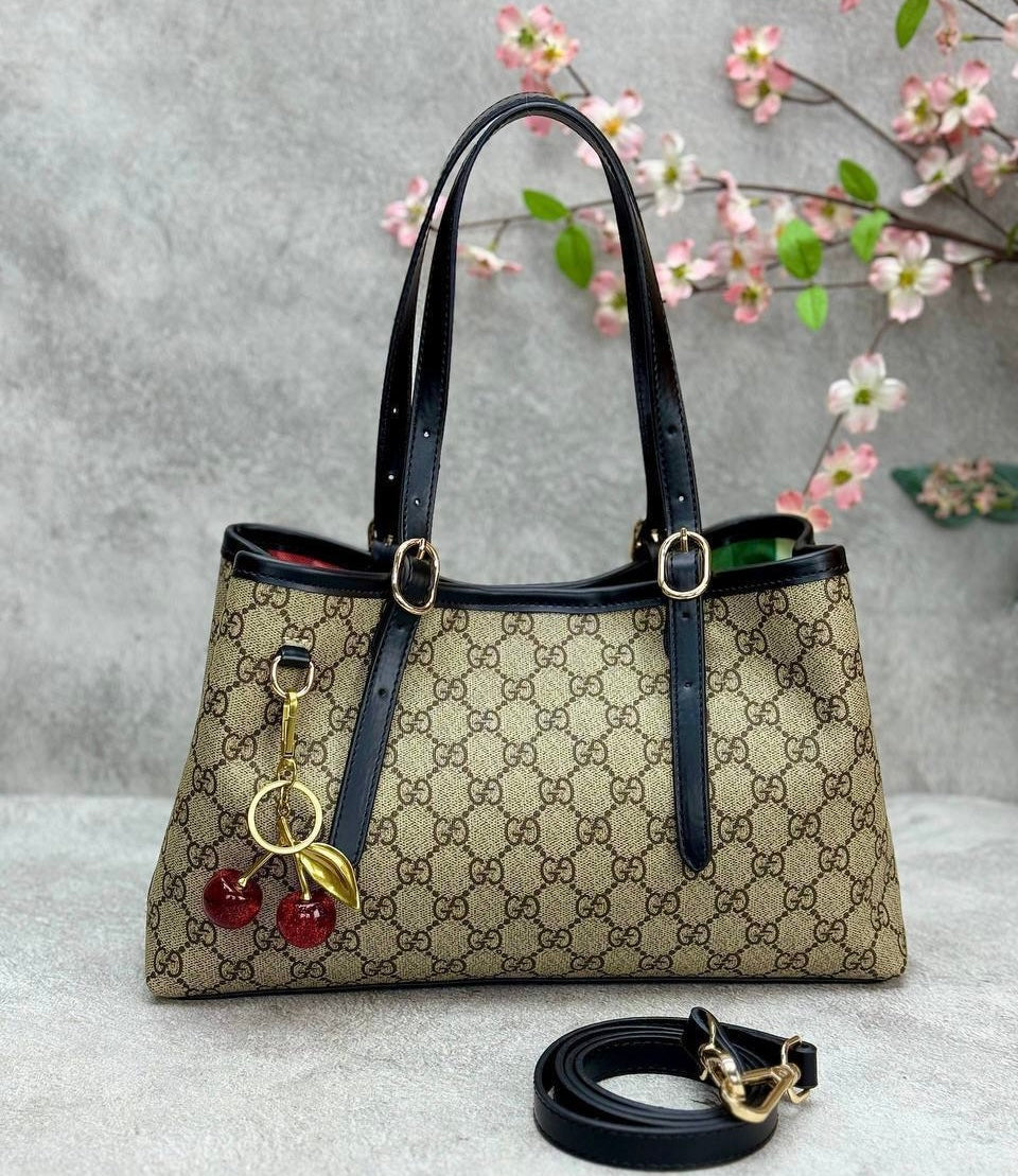 Gucci GG Emblem Tote Canvas Black 2