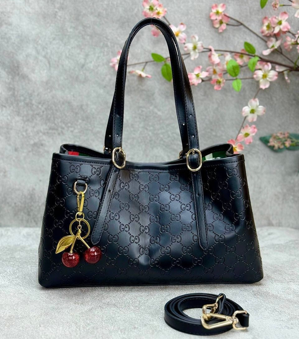 Gucci GG Emblem Tote Black 1