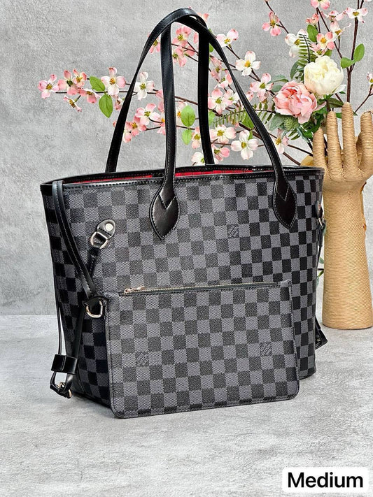 Louis Vuitton - Neverfull MM Black