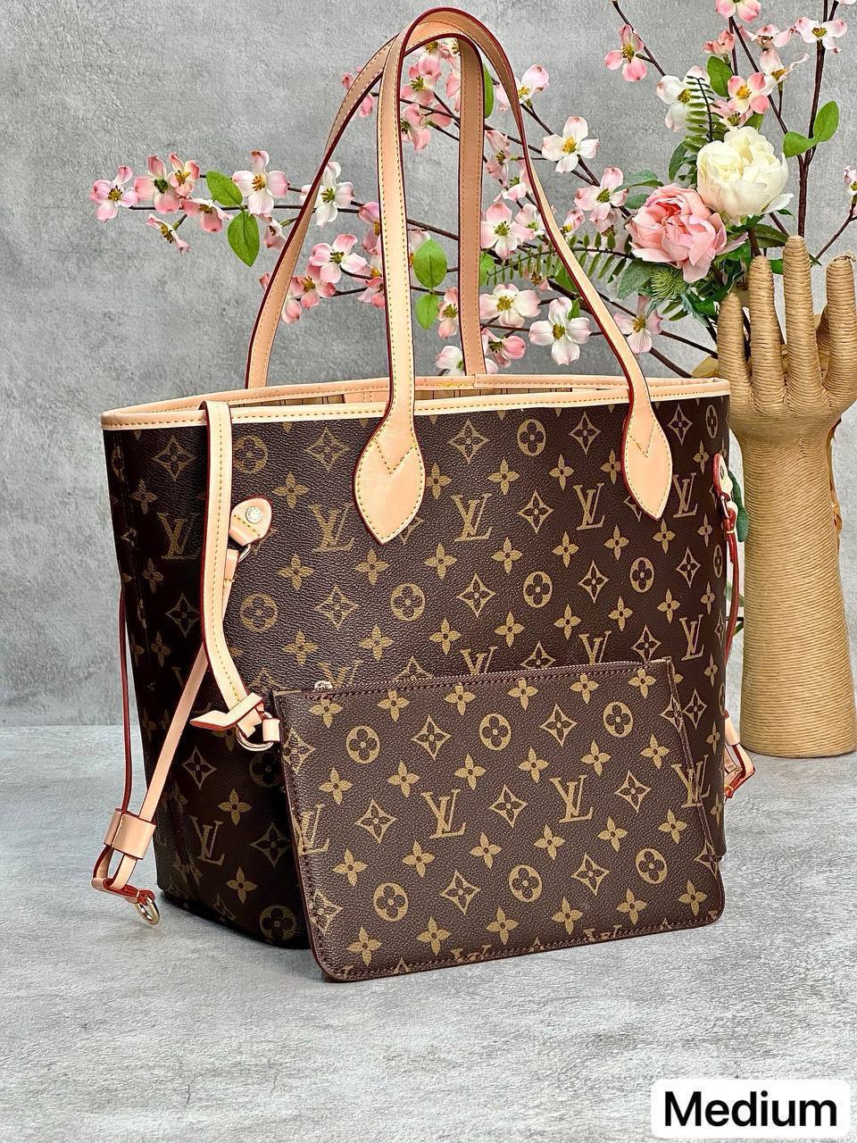 Louis Vuitton - Neverfull MM Beige 2